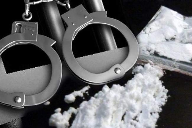 Three suspects in possession of heroin nabbed at Wellawaya
