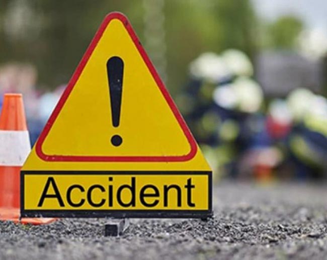 Four killed, several injured in bus-tipper collision