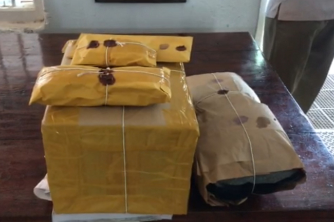 Police constable transporting 8kg of Kerala Cannabis arrested