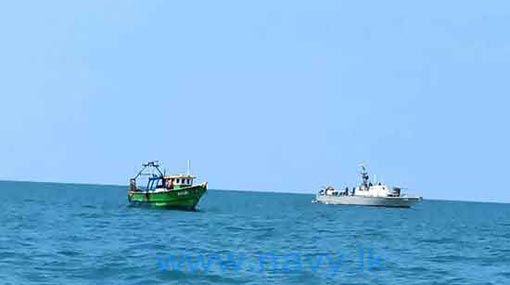 Indian Navy arrests three Sri Lankan fishermen