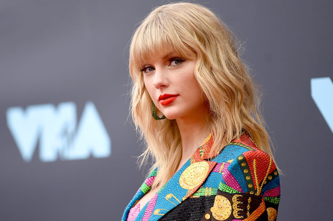 Taylor Swift ranked best-selling global artist in 2019