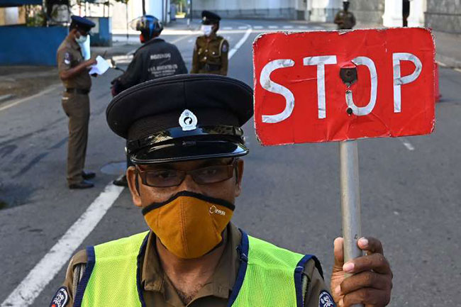 Over 10,000 arrested for violating curfew in Sri Lanka