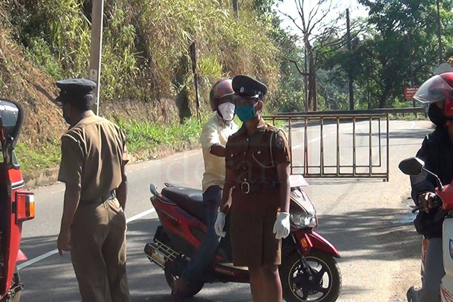 Wearing face masks compulsory for persons authorized to move on roads