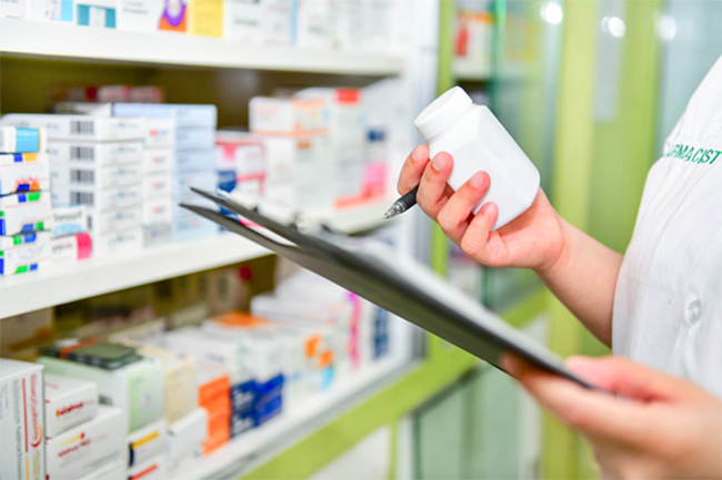 Pharmacy owners urged not to issue medicines without prescription