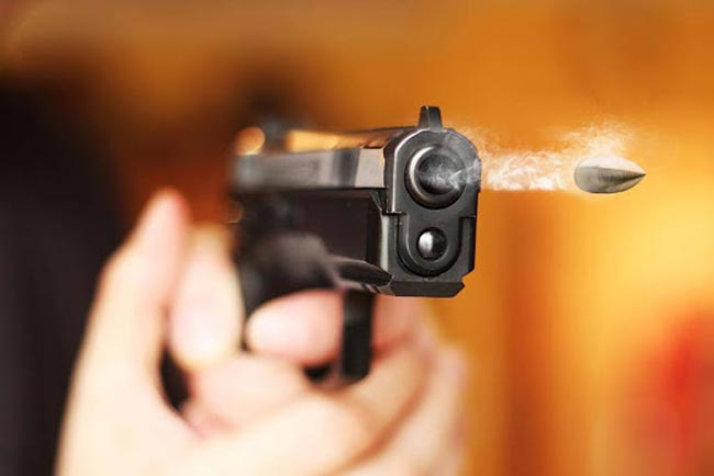 Man shot dead in Maha Oya