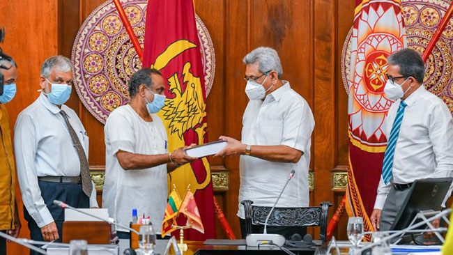 Expert committees final report on MCC deal handed over to President