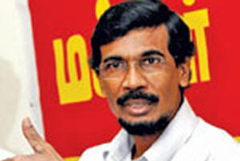 Police Spokesman has become the government�s spokesman - JVP