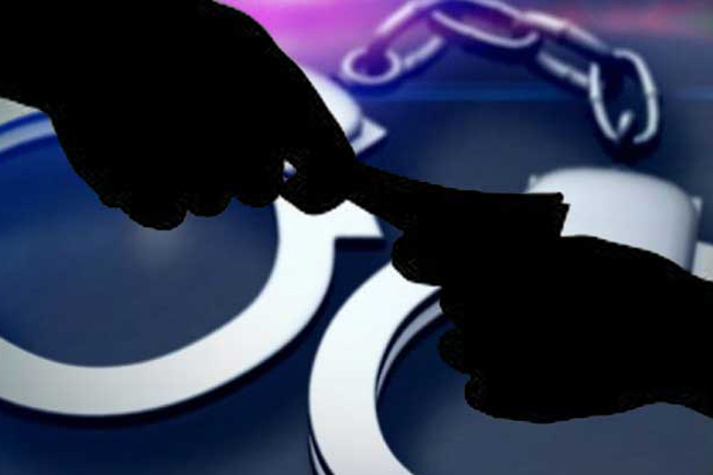 Suspect apprehended for trying to bribe Dompe OIC