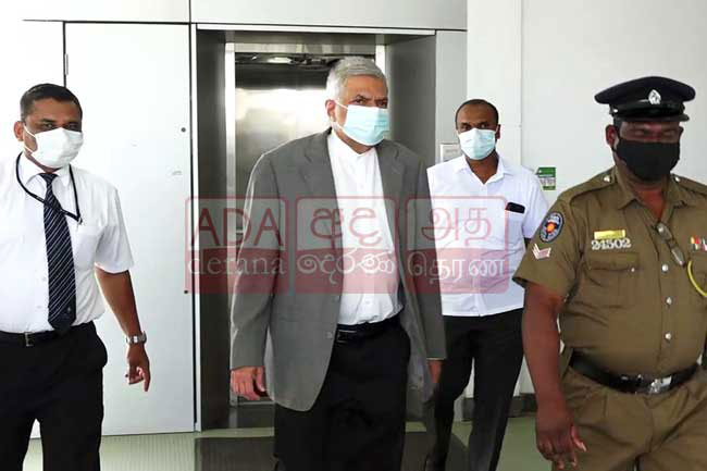 Ranil arrives at Police Unit PCoI on Easter attacks