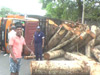 Lorry topples in Waskaduwa; Galle Road blocked