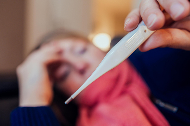 Seek immediate treatment if showing symptoms of fever, Govt. urges