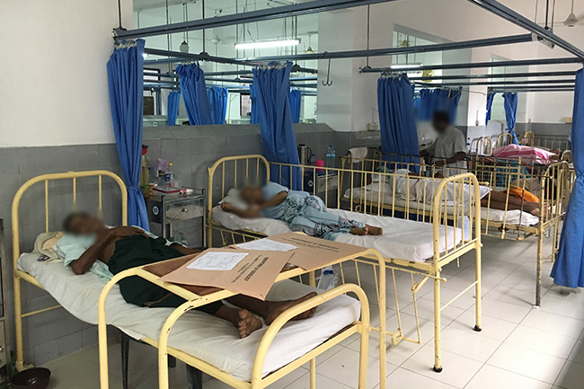 Public urged to minimize patient visits at hospitals