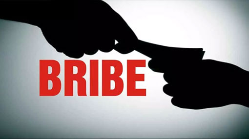 Deputy GM of Condominium Management Authority caught accepting bribe