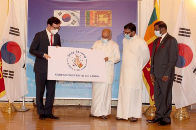 South Korea donates USD 300,000 worth RT-PCR test kits to Sri Lanka