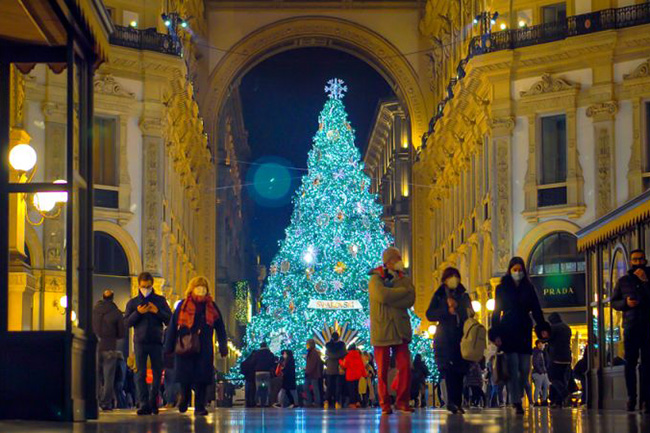 Italy to go into Covid lockdown over Christmas & New Year