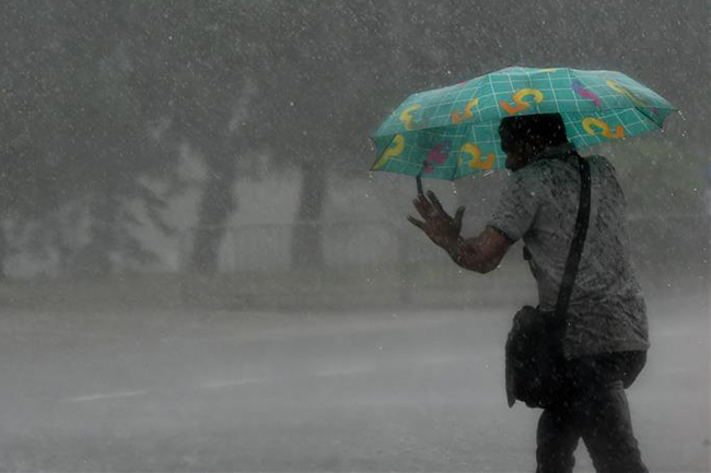 Heavy rainfall above 100 mm expected in three provinces