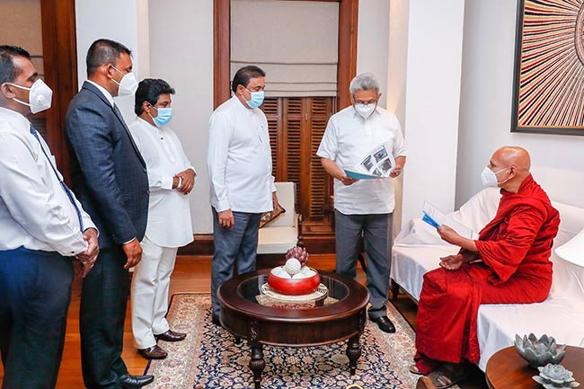 PCR machine earmarked for Kalutara handed over to President