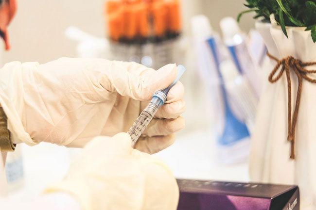 Spain to register those who dont get vaccinated and share information with EU