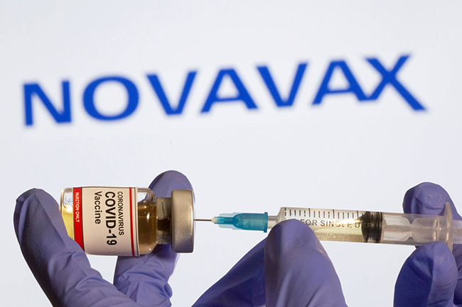 Novavax COVID-19 vaccine 89% effective in UK trials, less in South Africa