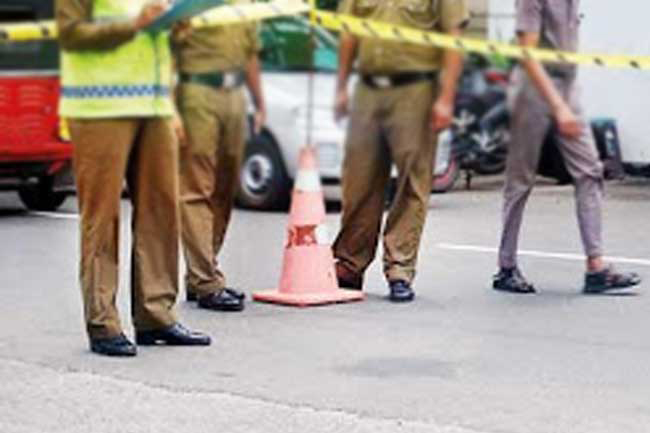 Police search for PS member allegedly linked to Meetiyagoda murder