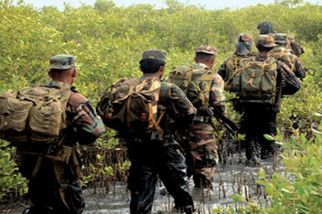 Shootout between army personnel & 03 armed men at Cheddikulam jungle area