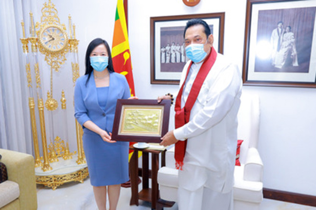 Outgoing Ambassador of Vietnam calls on PM