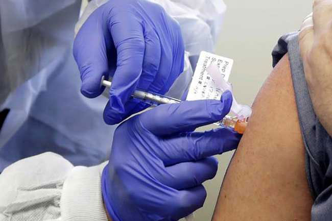Tourism and factory employees prioritized in next vaccine batch
