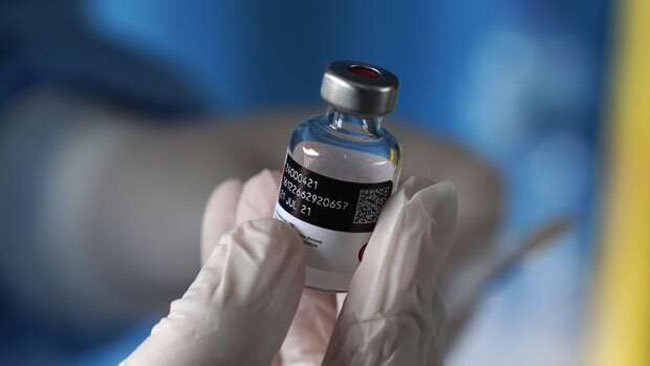China eases visa rules for foreigners who get Chinese vaccines