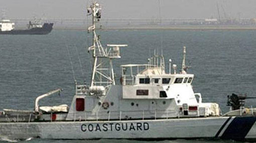 Indian Coast Guard seize drugs and arms from Sri Lankan boats
