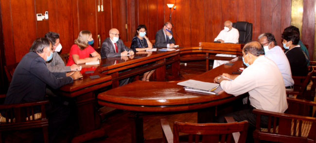 Foreign Minister meets EU diplomats