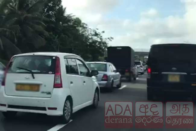 Traffic congestion on Southern Expressway towards Colombo