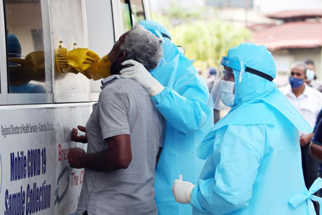 Daily coronavirus cases in Sri Lanka hit 1,939