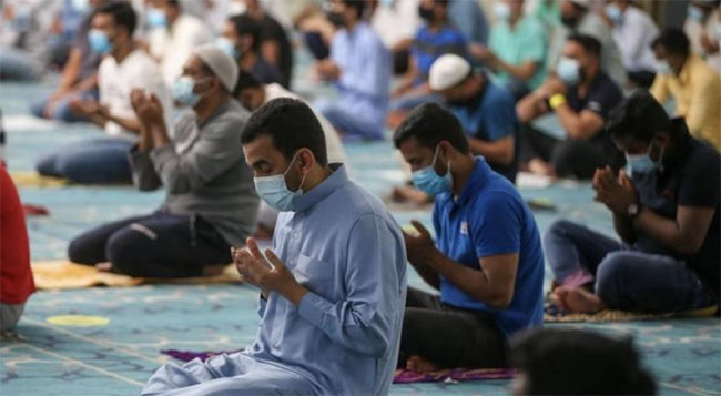 Eid prayers not permitted in mosques