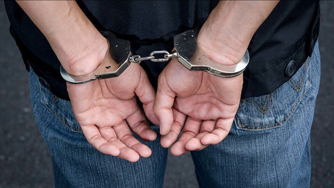 Two arrested for committing financial fraud under guise of selling branded phones
