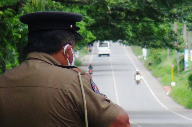 Police directed not to inconvenience public when implementing quarantine laws