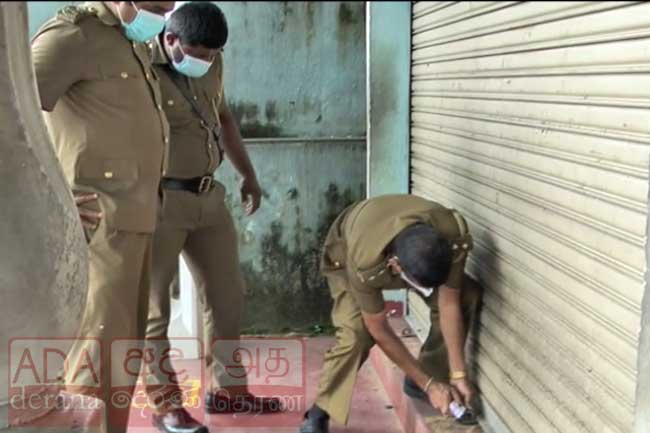 All liquor stores sealed during travel-restricted period