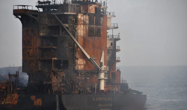 President advises to tow X-Press Pearl into deeper seas