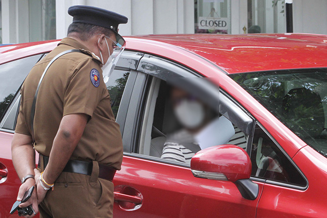 Special operation to authenticate people entering Colombo for essential services