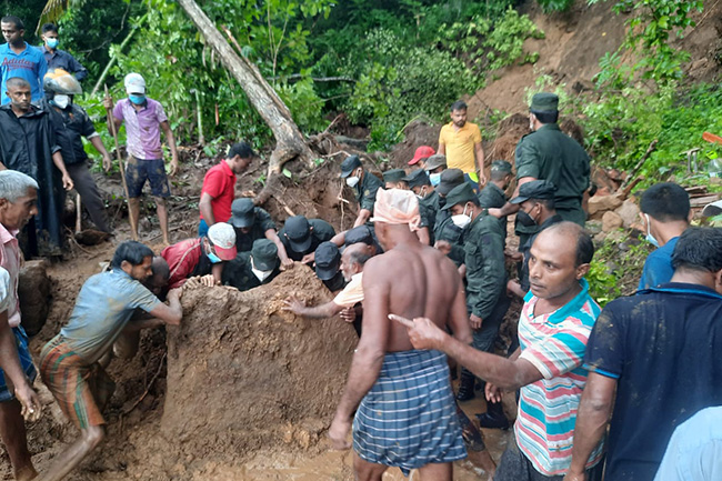 Remains of family of four caught in Mawanella earth slip recovered