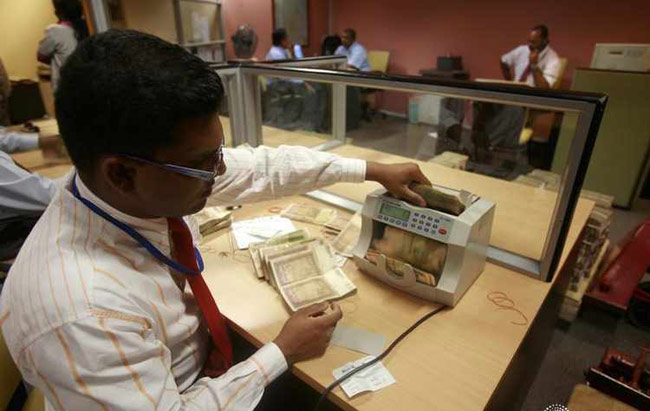 Several private banks closed for a week
