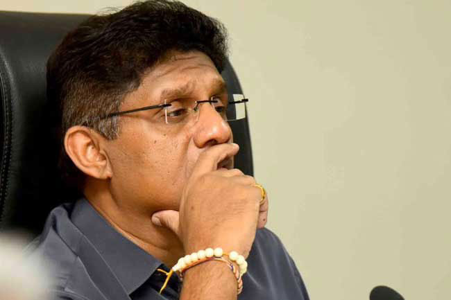 Govt aims to oppress people through shortsighted fertilizer ban - Sajith