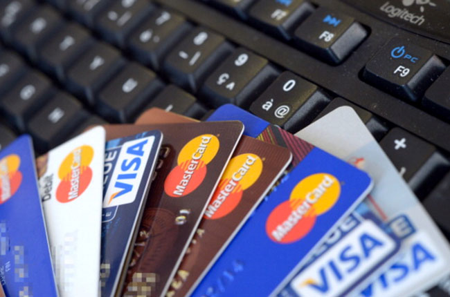 Four including Chinese man arrested with fake credit cards