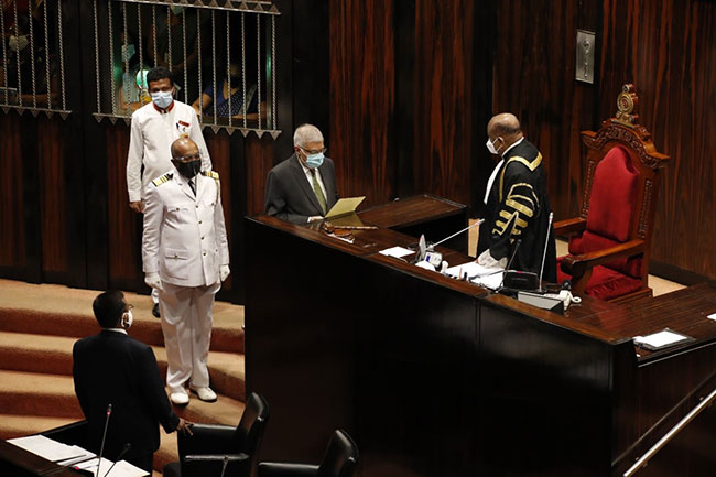 Ranil sworn in as Member of Parliament