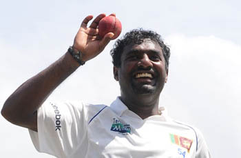 Murali to retire from international cricket after World Cup 2011