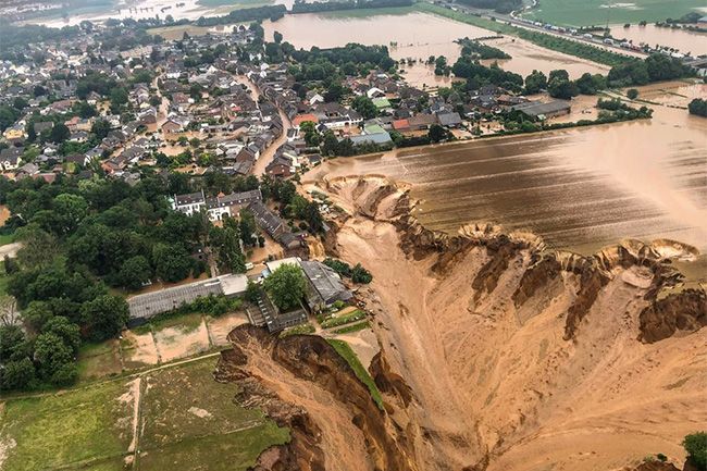 Europe floods- At least 120 dead, more than 1,000 unaccounted for