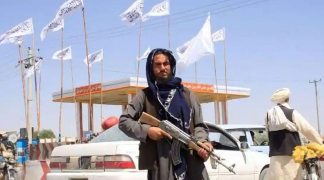 Taliban enters Afghan capital Kabul, awaits peaceful transfer of power