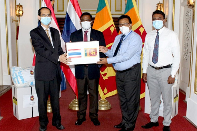 Thailand donates medical equipment to Sri Lanka to support COVID treatment