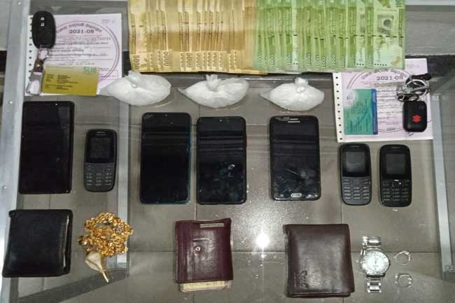 Three arrested with Ice worth nearly Rs. 1.5 million