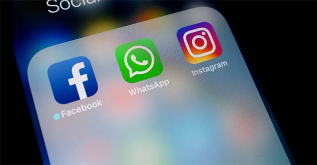 WhatsApp, Instagram, Facebook down globally, report users