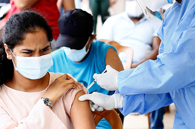 Five day COVID-vaccination program for university students next week
